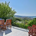 Rina Vacation * Τρογκίρ