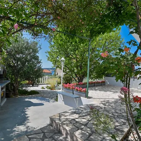 Сasa de vacaciones Rina Vacation